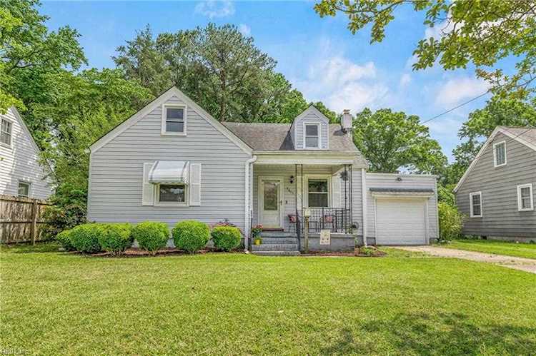 4853 Robin Hood Rd Norfolk, VA 23513