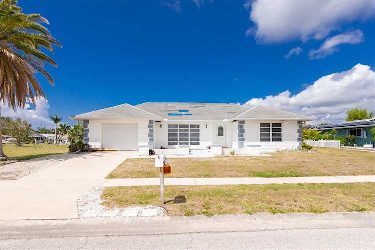 157 NE Croop Ln SE Port Charlotte, FL 33952