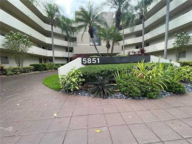 5851 Camino Del Sol #304 Boca Raton, FL 33433