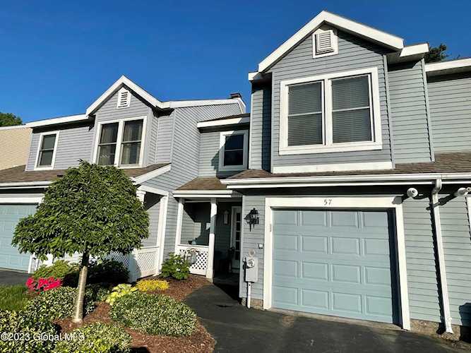 57 Stoney Creek Dr Clifton Park, NY 12065