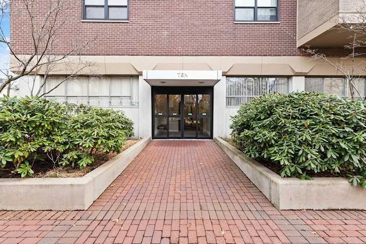 10 Hawthorne #106 Boston, MA 02114