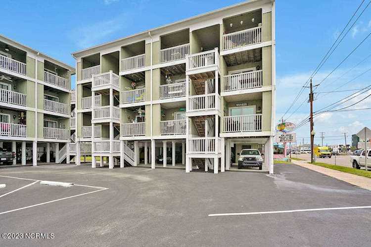 108 S Lake Park Blvd S Carolina Beach, NC 28428 | MLS 100386625 Photo 1