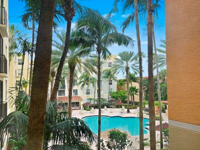 780 S Sapodilla Avenue #206 West Palm Beach, FL 33401