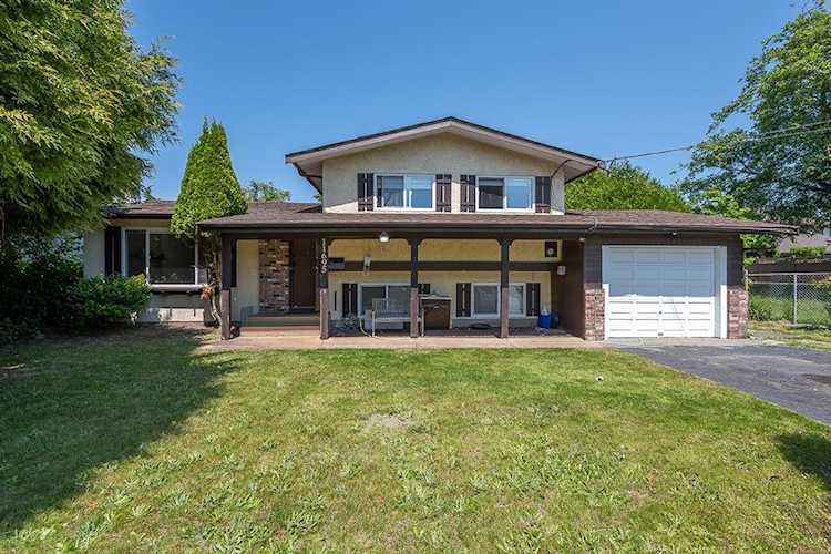 11695 89 Avenue Delta, BC V4C 7G3