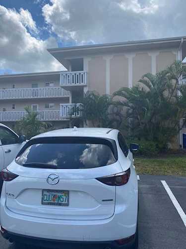 2581 N N Garden Drive #206 Lake Worth, FL 33461