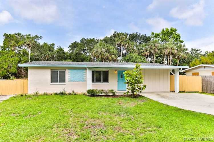 166 S Walker Dr New Smyrna Beach, FL 32168