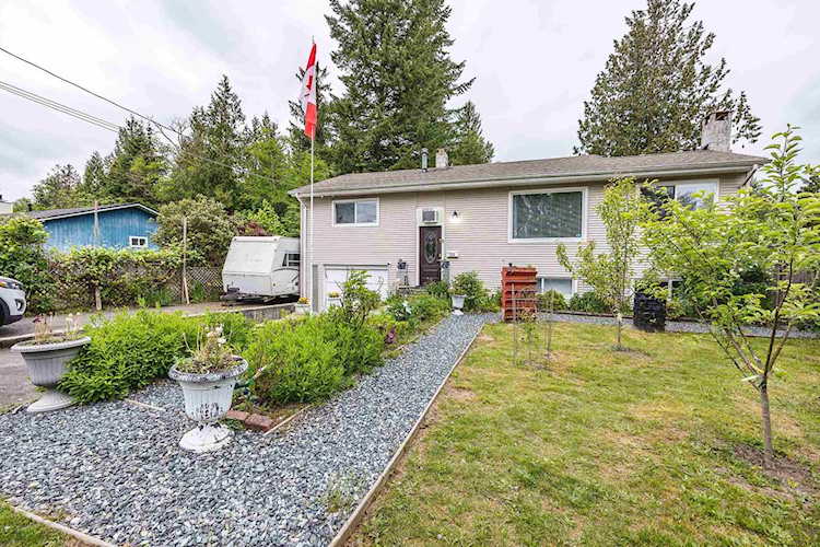 23001 126 Avenue Maple Ridge, BC V2X 4P4