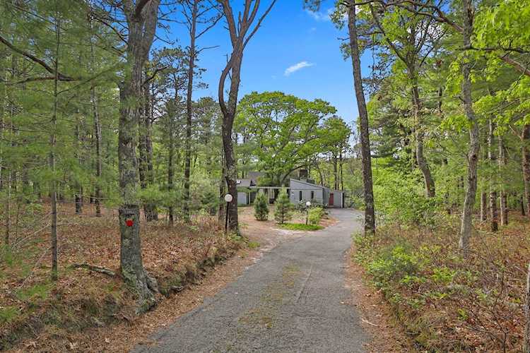 346 Setucket Road Dennis, MA 02638