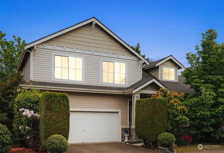 5615 S 233rd St Kent, WA 98032