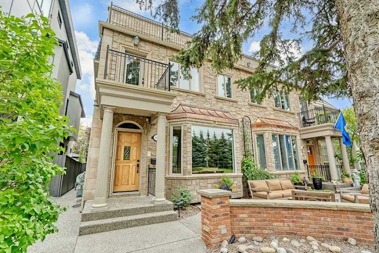 3618 4 St SW Calgary, AB T2S 1Y2