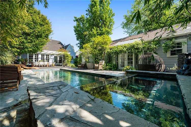 843 S Citrus Ave Los Angeles, CA 90036