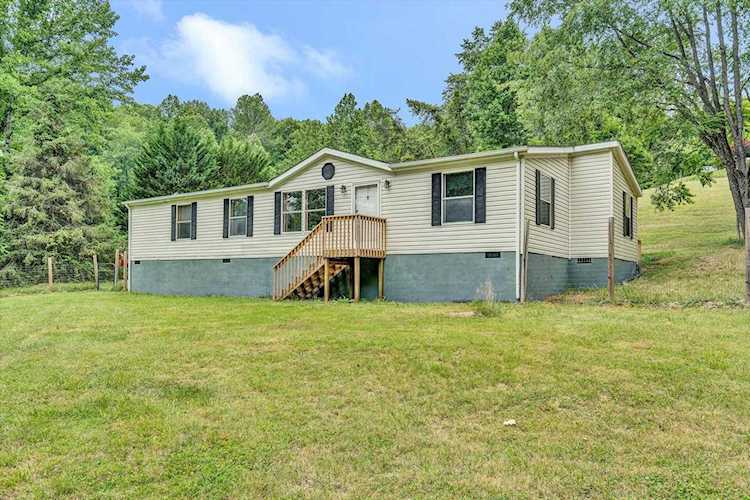 103 Summit Ridge Blue Ridge, VA 24064