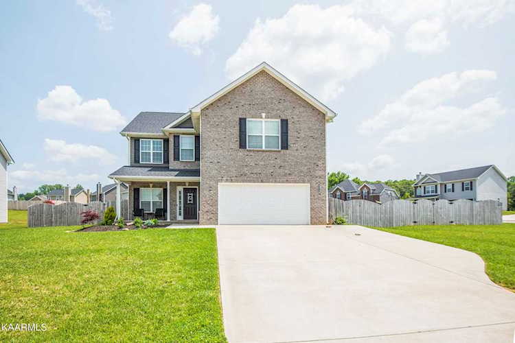 3334 Song Sparrow Dr Maryville, TN 37803