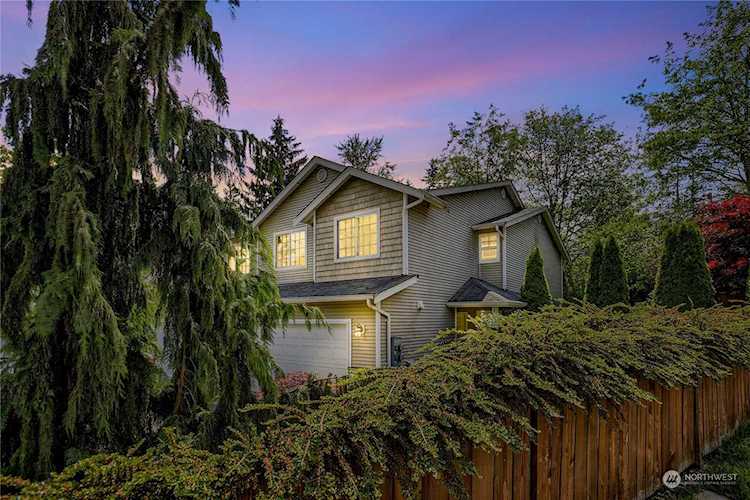 14713 Manor Way #B Lynnwood, WA 98087
