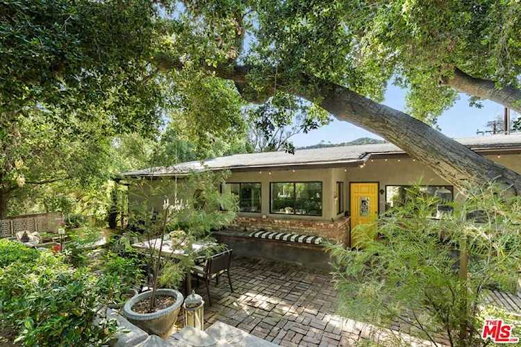 20666 Cheney Dr Topanga, CA 90290