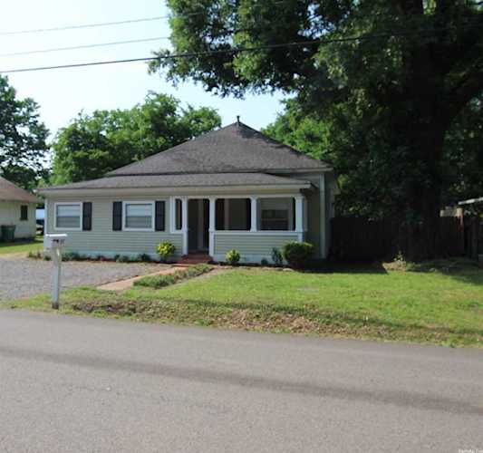 207 W 13th Street Russellville, AR 72801