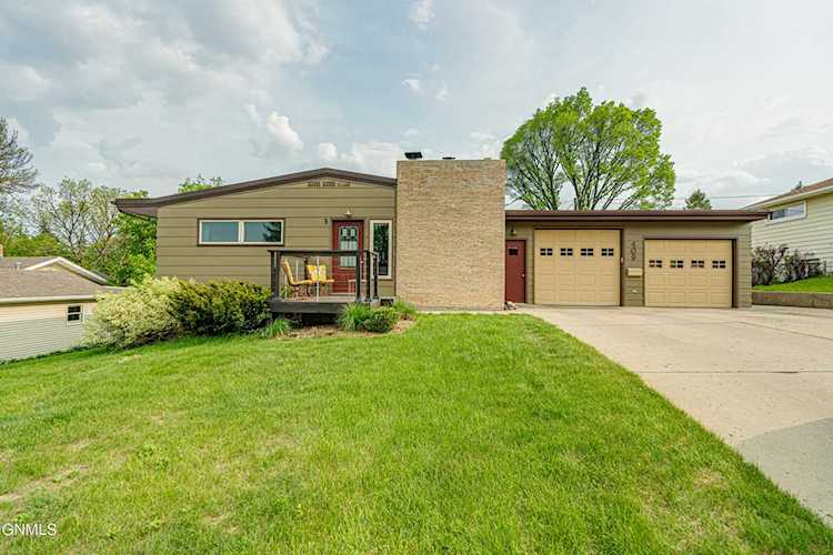 409 W Boulevard Ave Bismarck, ND 58501