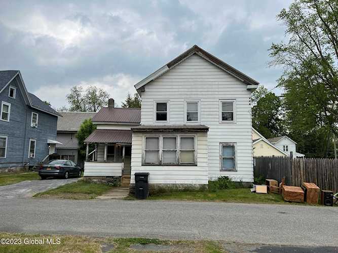 10 Edward St Fort Edward, NY 12828