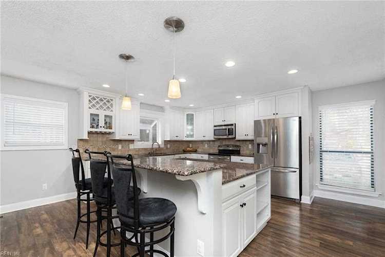 2248 Bayberry St Virginia Beach, VA 23451
