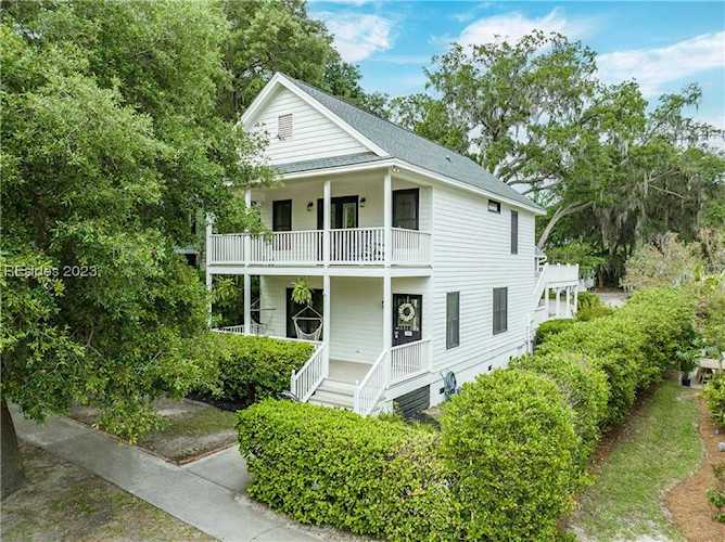 105 Bryan Dr Beaufort, SC 29902 | MLS 435904 Photo 1