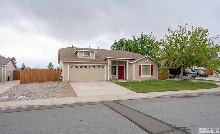7825 Zafiro Ct Sparks, NV 89436