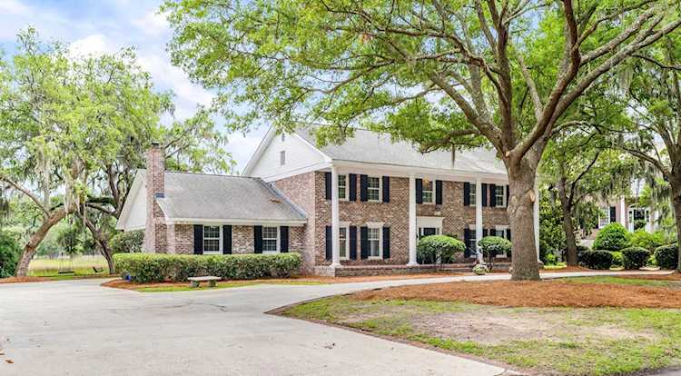 225 Wandolea Drive Dr Mount Pleasant, SC 29464