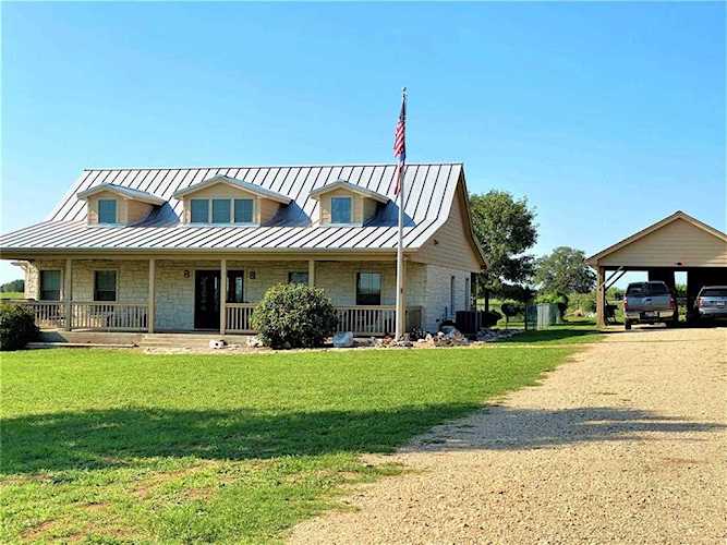 3015 Old Kelley RD Lockhart, TX 78644