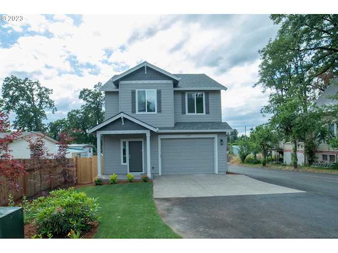 15935 Apperson BLVD Oregon City, OR 97045