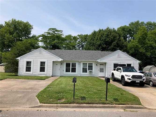 5508 Thompkins (5510) Ct Virginia Beach, VA 23464
