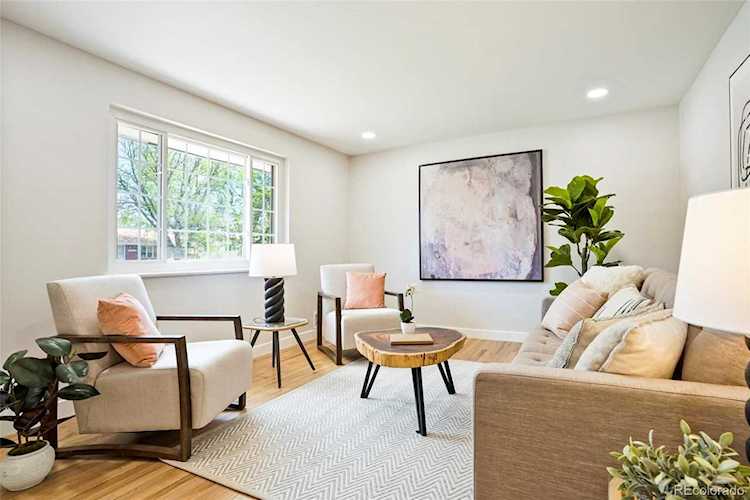 6647 S Clarkson St Centennial, CO 80121