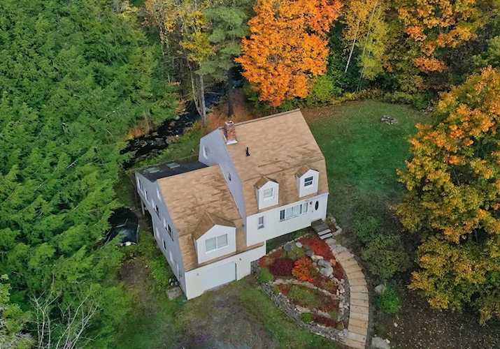 114 Sargent Rd in Sunapee, NH Photo 1