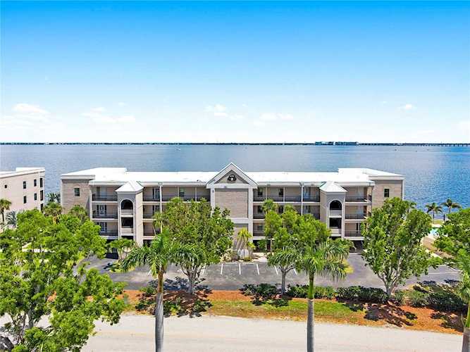 1750 Jamaica WAY #211 Punta Gorda, FL 33950