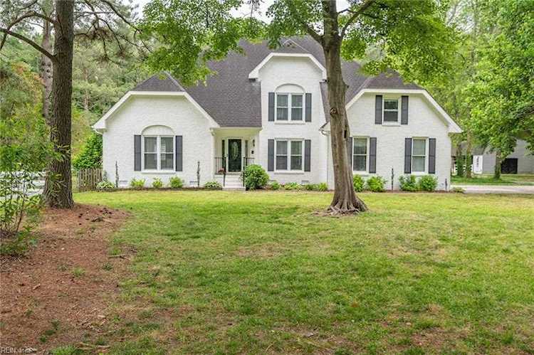 1915 Heathway Trl Chesapeake, VA 23323