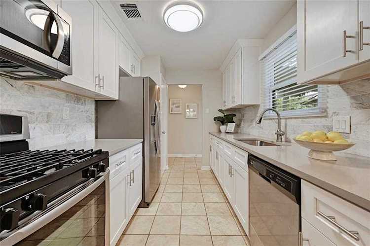 500 Krebs LN Austin, TX 78704