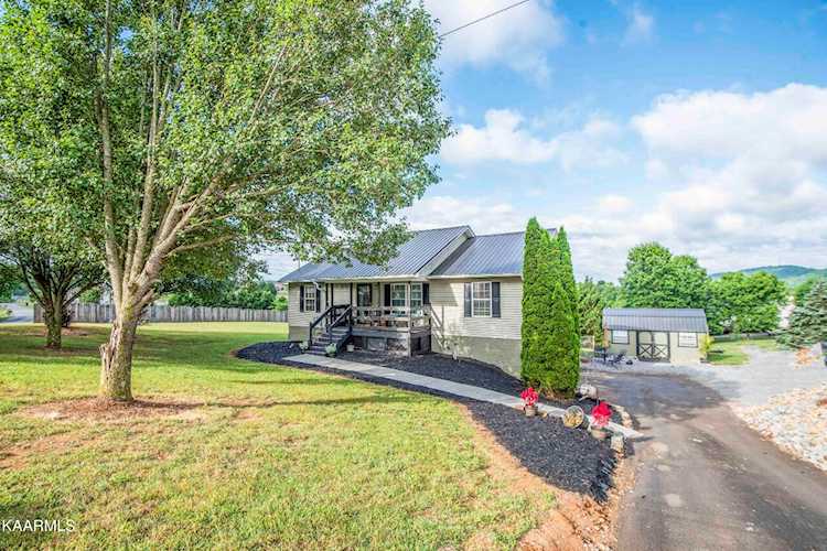 1779 Sand Plant Rd Sevierville, TN 37876