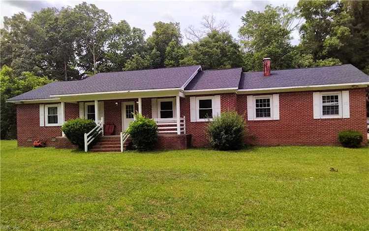 35 Ripley St Newport News, VA 23603