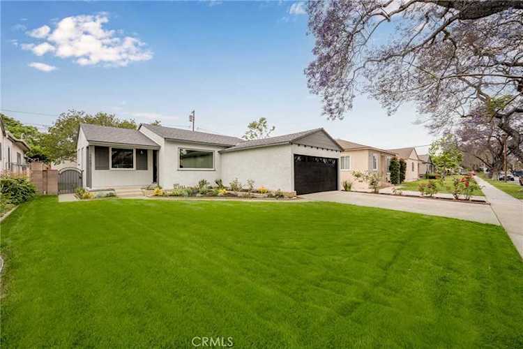 3737 Petaluma Ave Long Beach, CA 90808