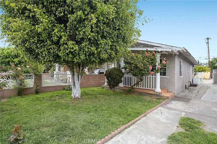 7114 Miramonte Blvd Los Angeles, CA 90001