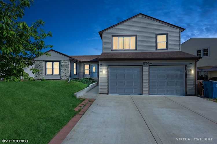 1755 Hemlock Dr Glendale Heights, IL 60139