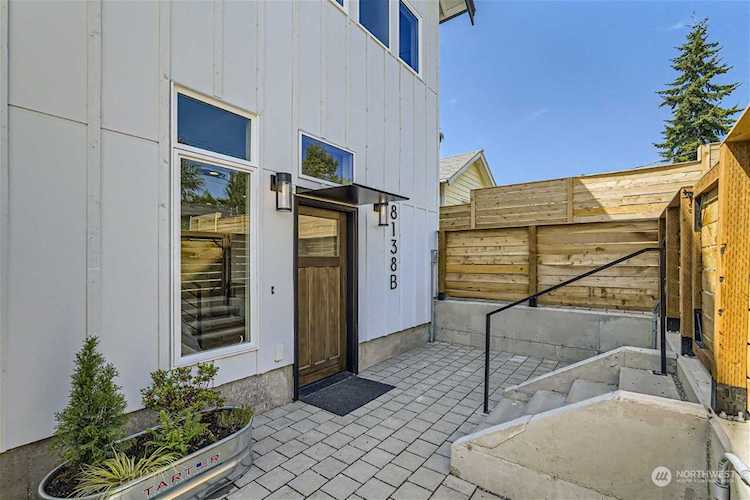 8138 31st Ave SW #B Seattle, WA 98126