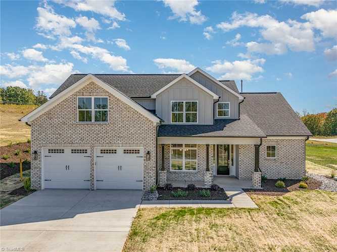 7632 Monty Drive Kernersville, NC 27284