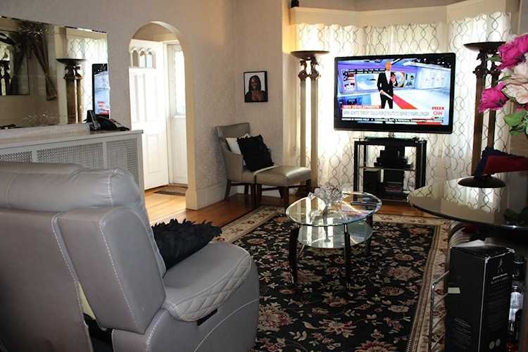10 Newhall Saugus, MA 01906