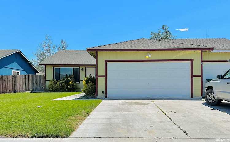 205 Endeavor Ln Fernley, NV 89408