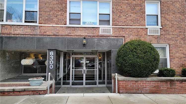 6300 Riverdale Avenue #1B Bronx, NY 10471