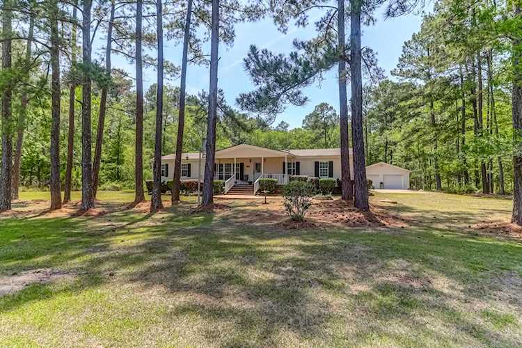 141 Spotted Horse Trl Saint George, SC 29477