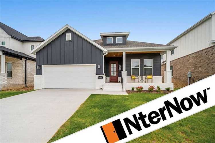 6401 SW Beacon St Bentonville, AR 72713