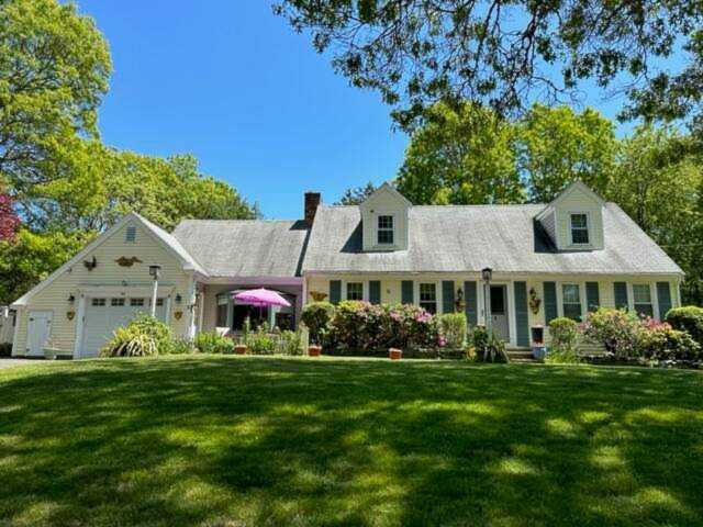 96 Hawser Bend Centerville, MA 02632 | MLS 22302119 Photo 1