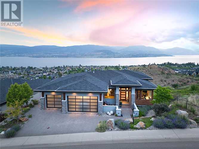 458 Trestle Ridge Drive Kelowna, BC V1W5M3