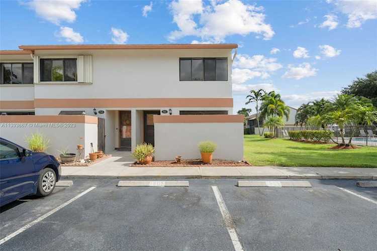 7041 SW 42nd Pl #7041 Davie, FL 33314