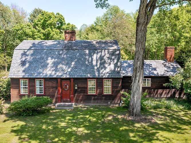 1115 Ware St Palmer, MA 01069